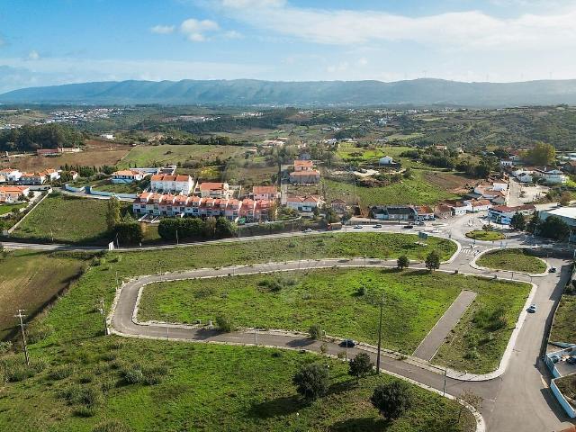Terreno venda em Évora de Alcobaça, Alcobaça