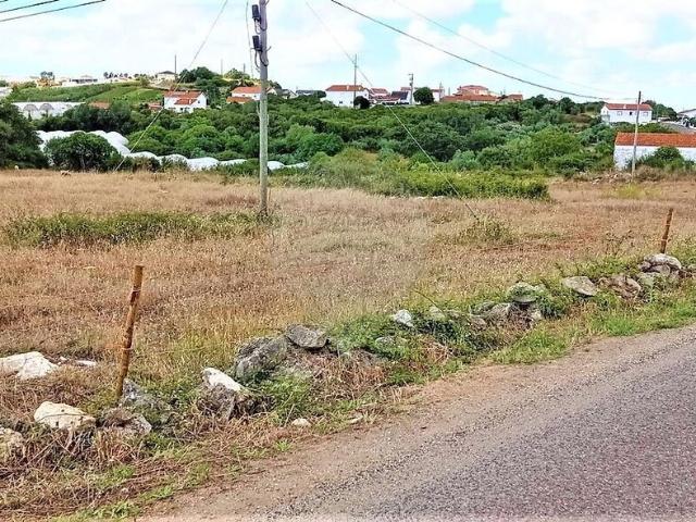 Terreno venda em Évora de Alcobaça, Alcobaça