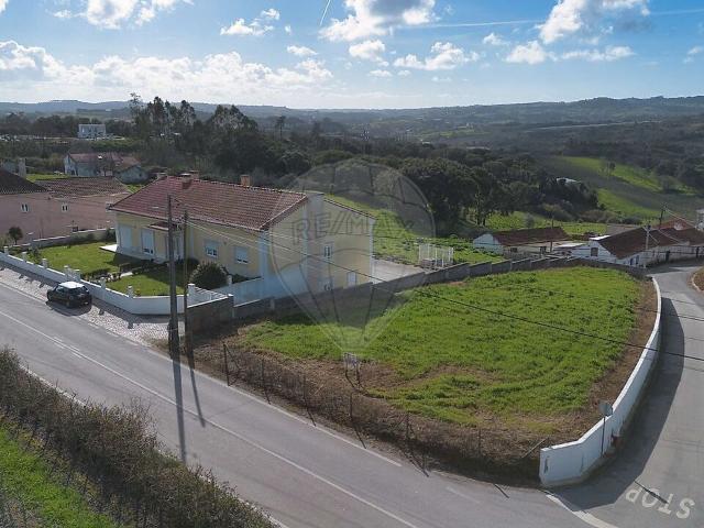 Terreno venda em Évora de Alcobaça, Alcobaça