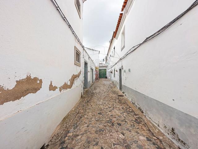 Terreno venda em Évora (São Mamede, Sé, São Pedro e Santo Antão), Évora