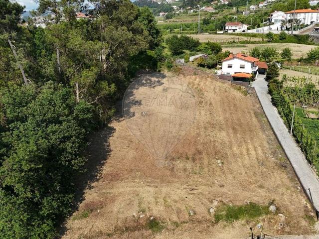 Terreno venda em Felgueiras, Aião