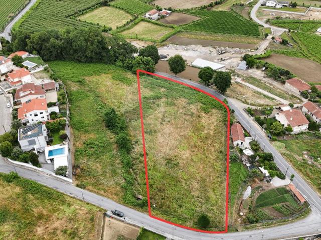 Terreno venda em Felgueiras, Porto