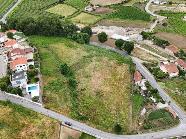 Terreno venda em Felgueiras, Porto