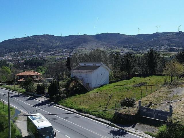 Terreno venda em Ferreirim, Lamego
