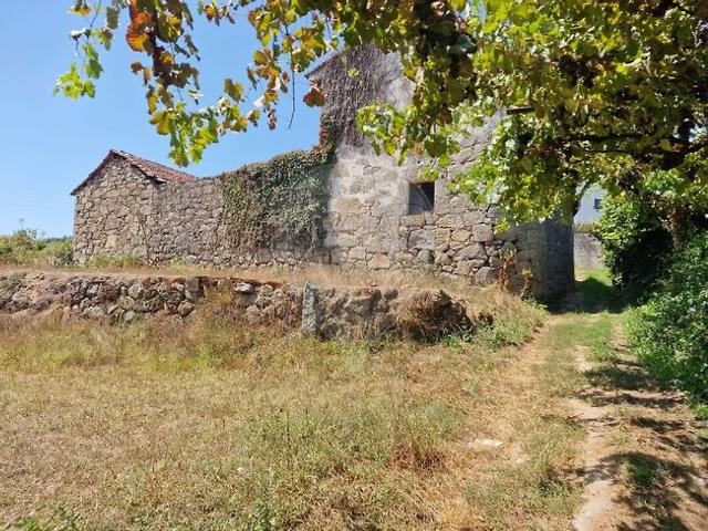 Terreno venda em Figueiras e Covas, Lousada