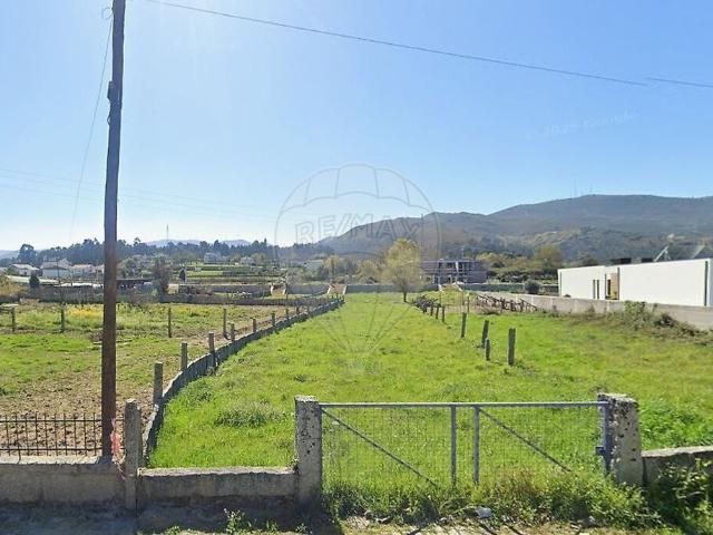 Terreno venda em Outeiro, Valença