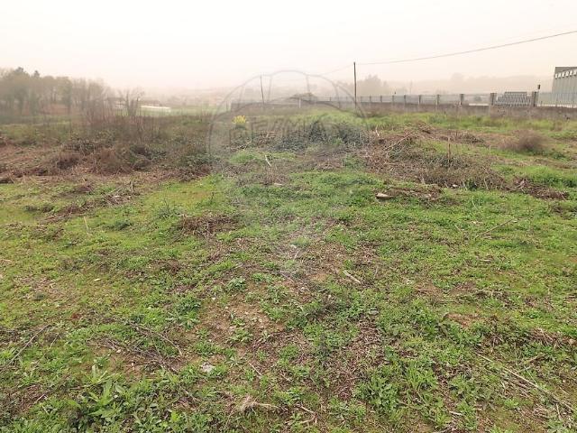 Terreno venda em Lodares, Lousada
