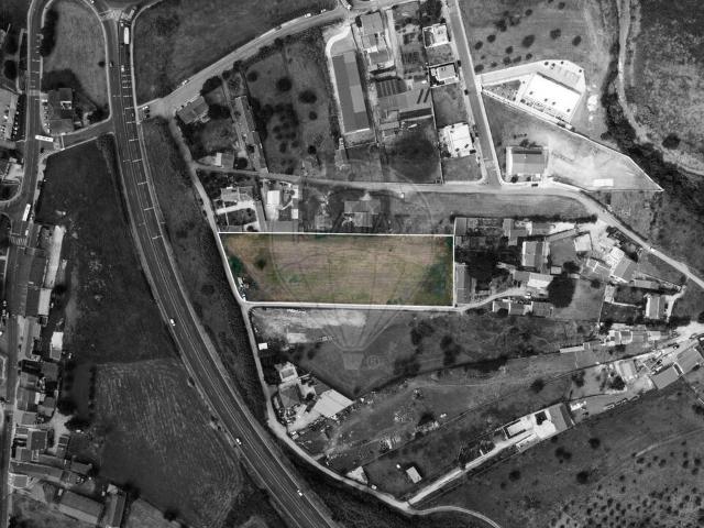 Terreno venda em Quinta do Aqueduto, Santiago Dos Velhos