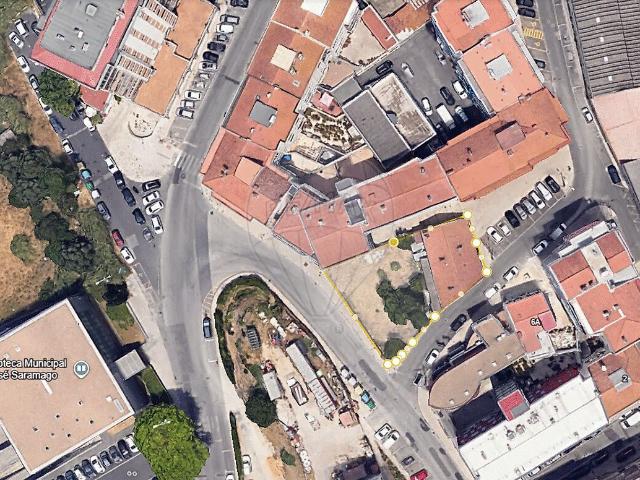 Terreno venda em Urbanização das Urmeiras, Loures