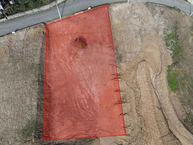 Terreno venda em Lousada, Porto