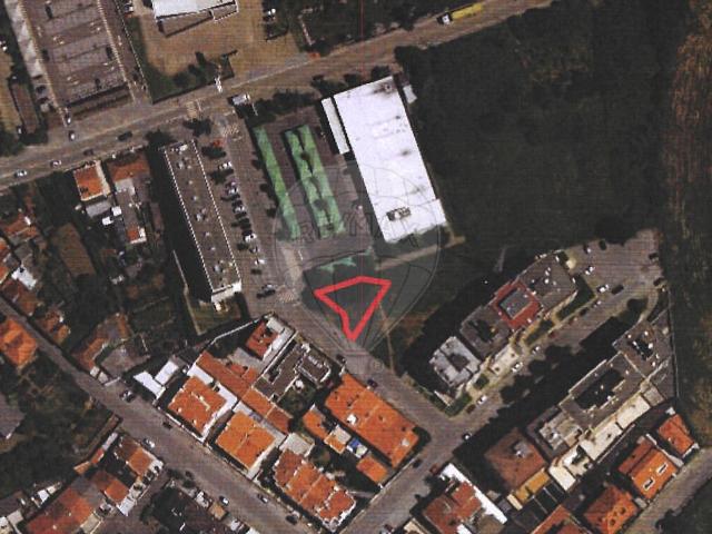 Terreno venda em Ponte de Moreira, Porto