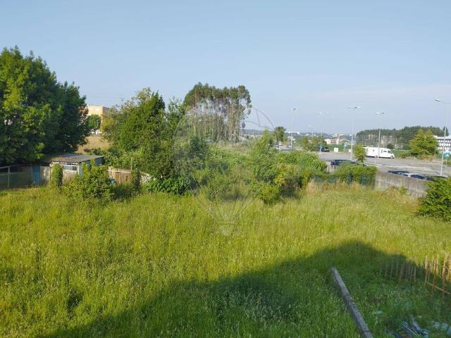Terreno venda em Maia, Porto