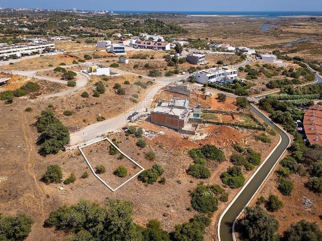 Terreno venda em Mexilhoeira Grande, Portimão
