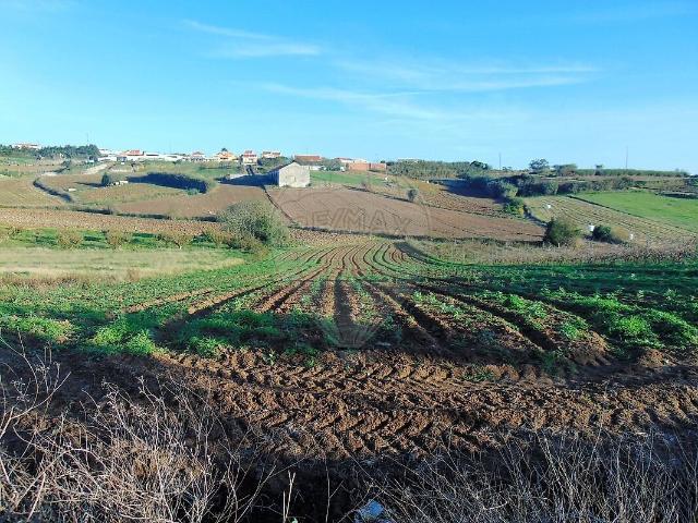 Terreno venda em Miragaia e Marteleira, Lourinhã