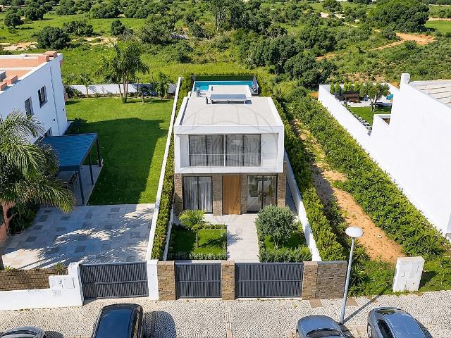 Terreno venda em Gambelas, Faro