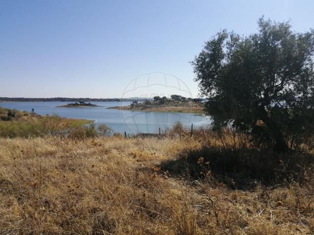 Terreno venda em Mourã, Beja