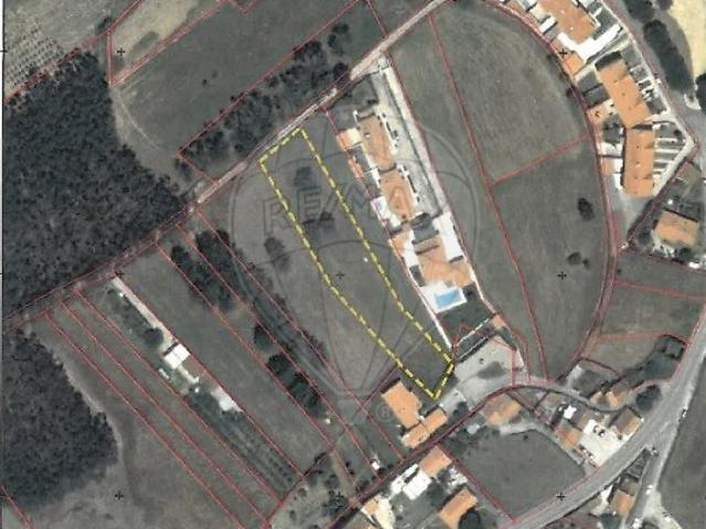 Terreno venda em Pederneira, Famalicão