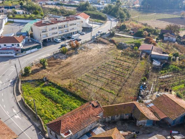 Terreno venda em Lousada, Porto