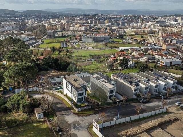 Terreno venda em Nogueiró e Tenões, Braga