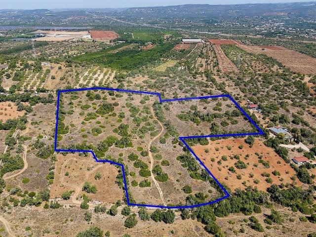 Terreno venda em Paderne, Albufeira