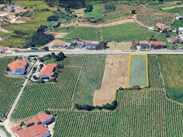 Terreno venda em Parceiros e Azoia, Leiria