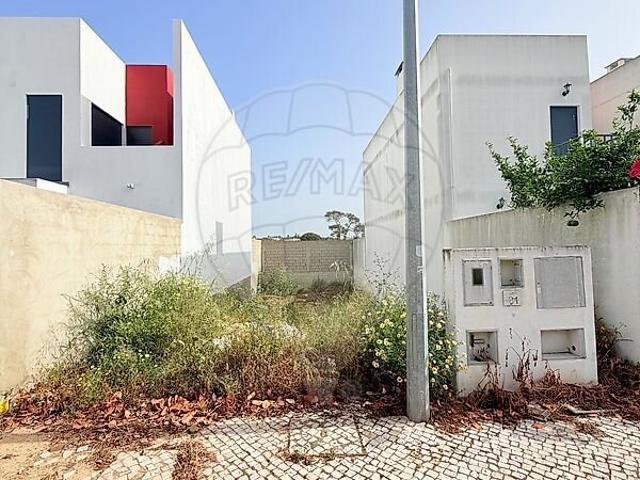 Terreno venda em Urbanização Quinta do Trevo, Olhão