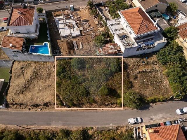 Terreno venda em Bairro Flor do Minho, Odivelas
