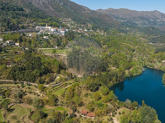 Terreno venda em Adpropeixe, Terras de Bouro