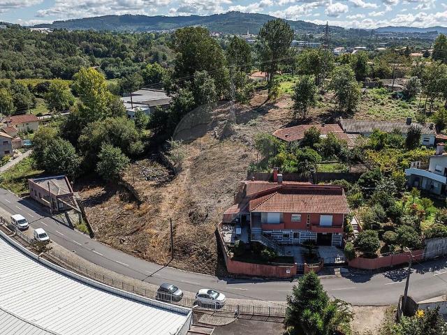 Terreno venda em Ronfe, Guimarães