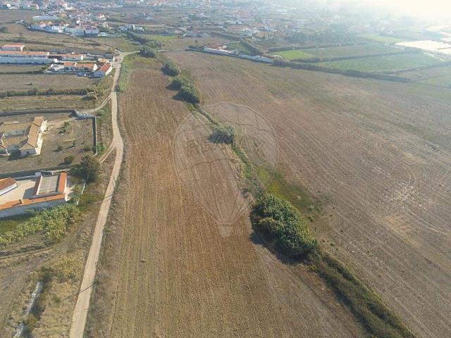 Terreno venda em Lugar de Baixo, São João das Lampas