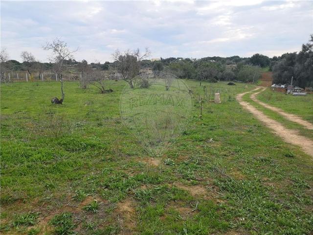 Terreno venda em Três Bicos, Portimão