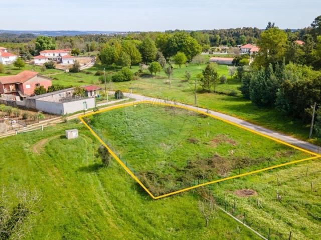 Terreno venda em Couto Do Mosteiro, Viseu