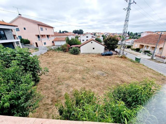 Terreno venda em Couto Do Mosteiro, Viseu