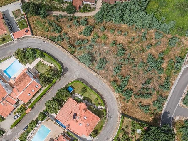 Terreno venda em Santa Comba Dão e Couto de Mosteiro, Santa Comba Dão