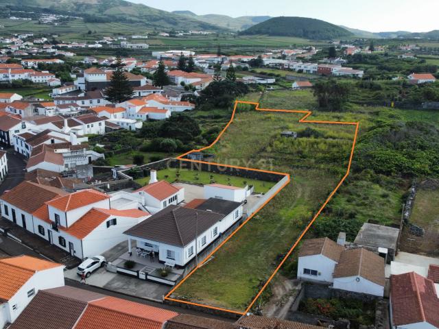 Terreno venda em Santa Cruz da Graciosa