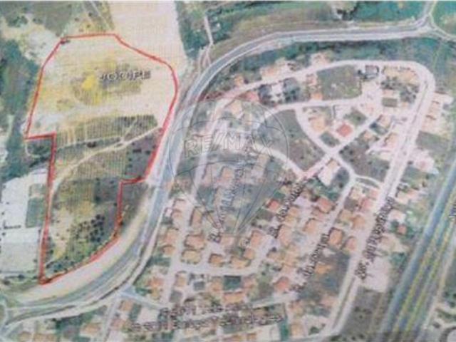 Terreno venda em Portela da Azóia, Loures