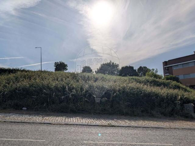 Terreno venda em Santa Maria Da Feira, Aveiro