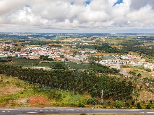 Terreno venda em Santa Maria, São Pedro e Sobral da Lagoa, Óbidos