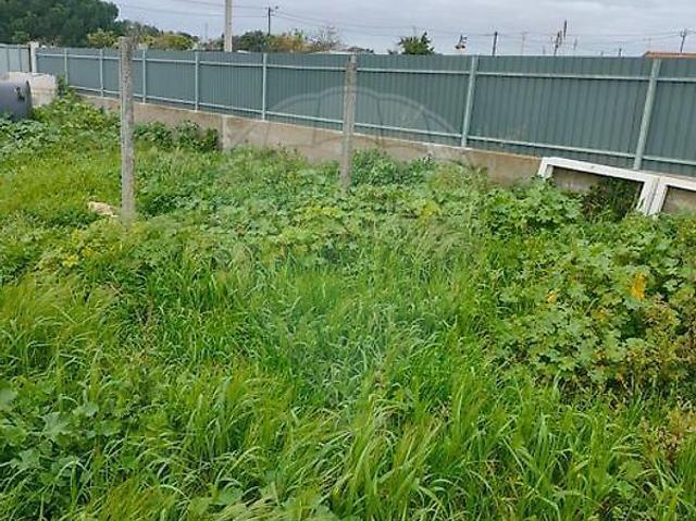 Terreno venda em Quinta do Corvo, Santo António da Charneca