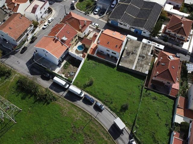 Terreno venda em Urbanização do Almirante, Loures