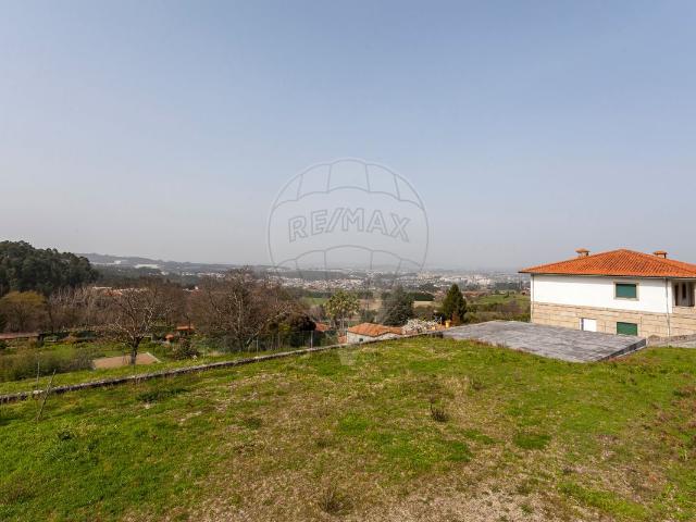 Terreno venda em Santo Tirso, Porto