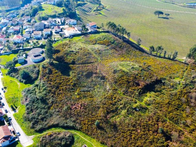 Terreno venda em Santo Tirso, Porto