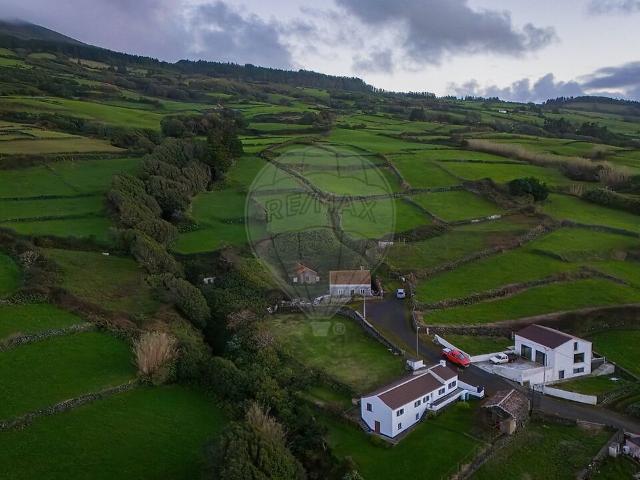 Terreno venda em Serreta, Angra do Heroísmo