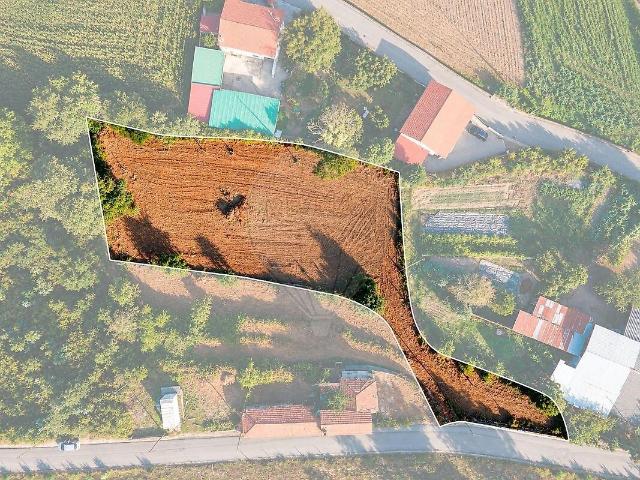 Terreno venda em Rio Covo (Santa Eulália), Barcelos