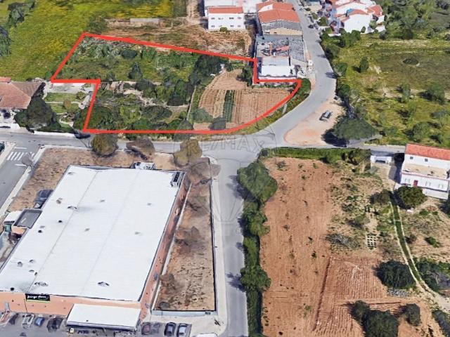 Terreno venda em Armação De Pêra, Faro