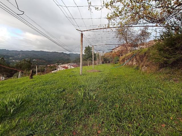 Terreno venda em Sobradelo da Goma, Póvoa de Lanhoso