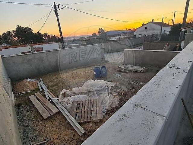 Terreno venda em Ortigosa, Leiria