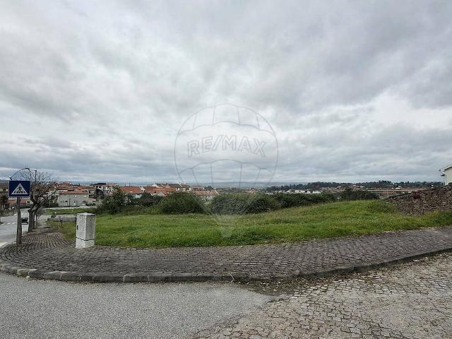 Terreno venda em Torre de Dona Chama, Mirandela