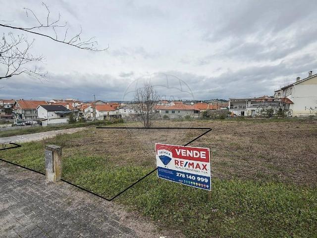 Terreno venda em Torre de Dona Chama, Mirandela