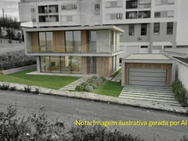 Terreno venda em Porto De Mós, Leiria